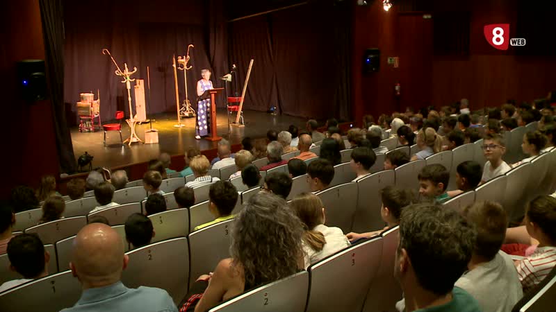 Teatro para sensibilizar a los jóvenes contra el maltrato a las personas mayores