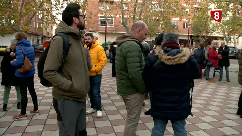 Un banco en La Victoria conmemora los 20 años del Banco del Tiempo