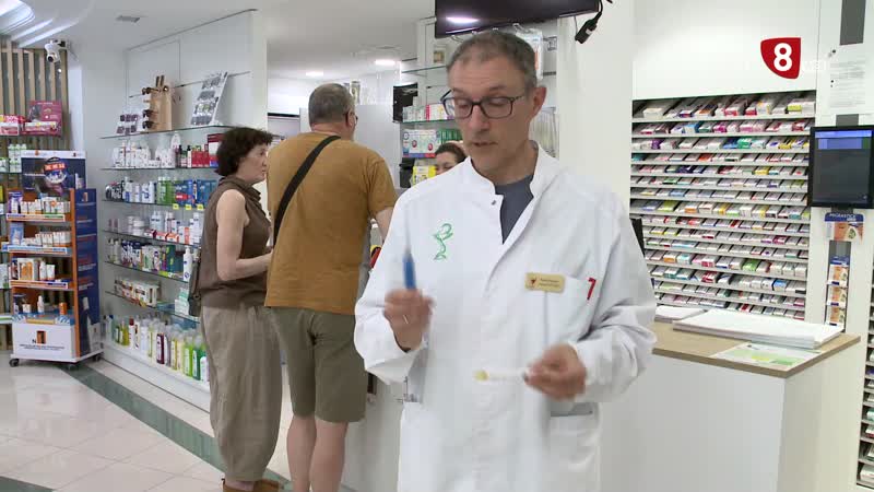 Fin a uno de los gestos más tradicionales en las farmacias