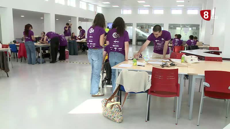 Crear un coche propulsado por una ratonera, 26 alumnos de la UVA participan en la competición BEST