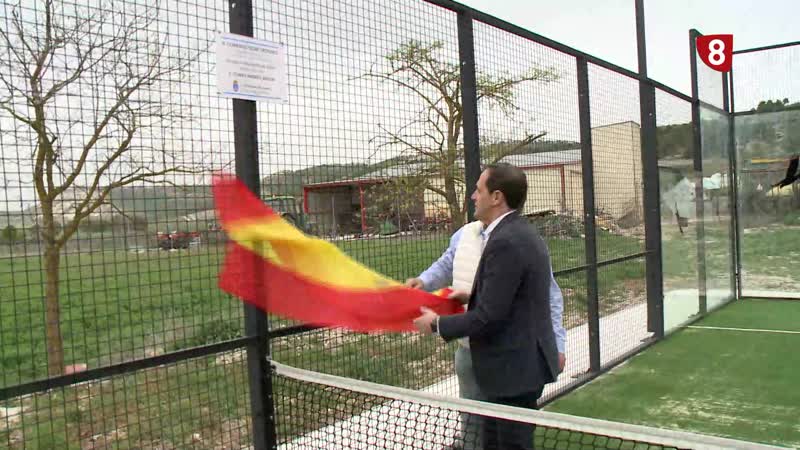 En Olivares de Duero ya es posible jugar al pádel