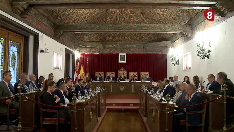 El Pleno de la Diputación de Valladolid exige responsabilidades a Óscar Puente por el mal funcionamiento de Renfe