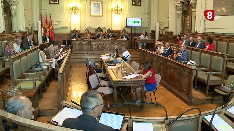 Tensión en el Pleno del Ayuntamiento por el protocolo de VIVA