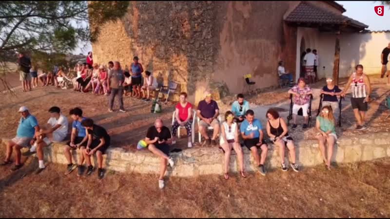 Miles de personas disfrutan del eclipse en la provincia