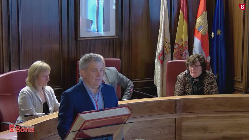 Javier Antón es investido alcalde de Soria