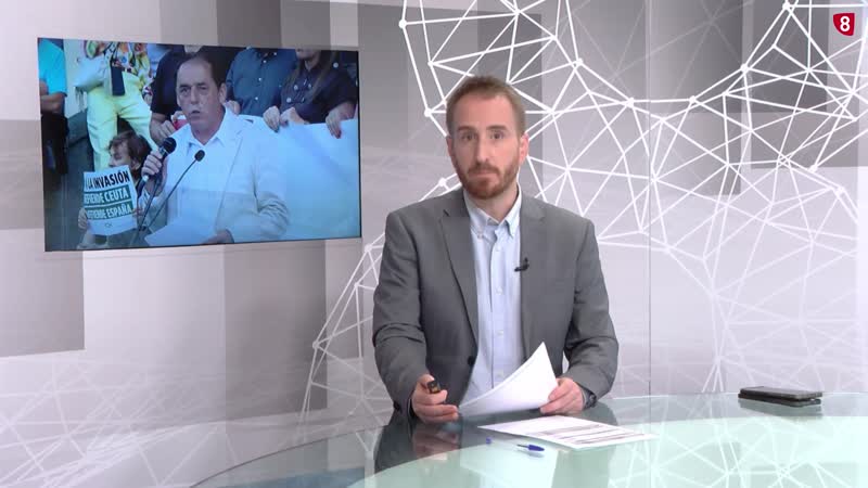 Más de 3 mil personas se concentran en la plaza Mayor