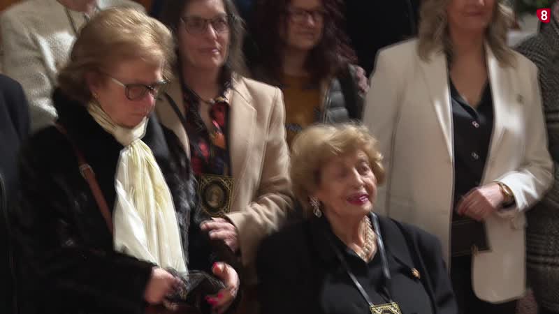 La Cofradía de la Virgen de la Soledad homenajea a sus camareras